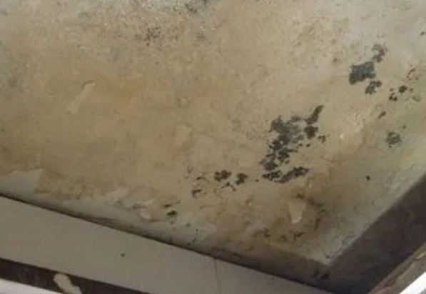 资中阳台漏水维修公司分享下资中卫生间渗水维修需要注意哪些问题。
